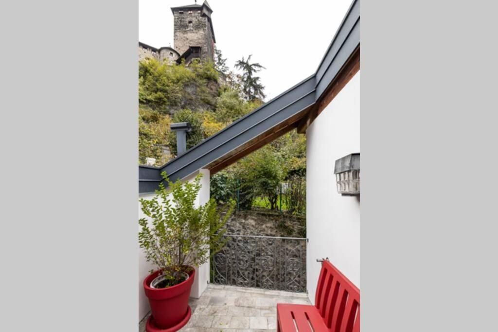 Zweizimmer-Wohnung Mit Schlossblick Кьюза Экстерьер фото